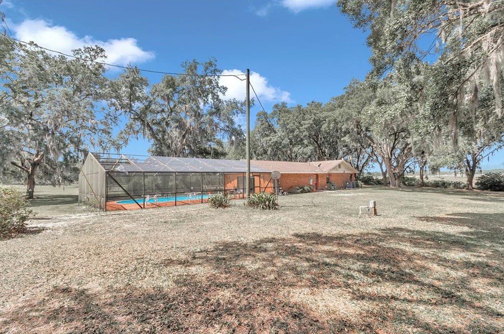 24320 Shorewood Dr, Dunnellon FL  34431-3724 exterior