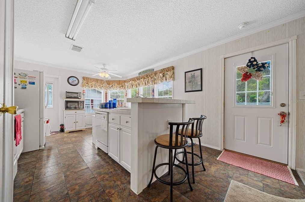 2427 178 Ave, Silver Springs FL  34488-6159 exterior