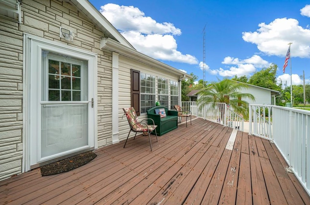 2427 178 Ave, Silver Springs FL  34488-6159 exterior