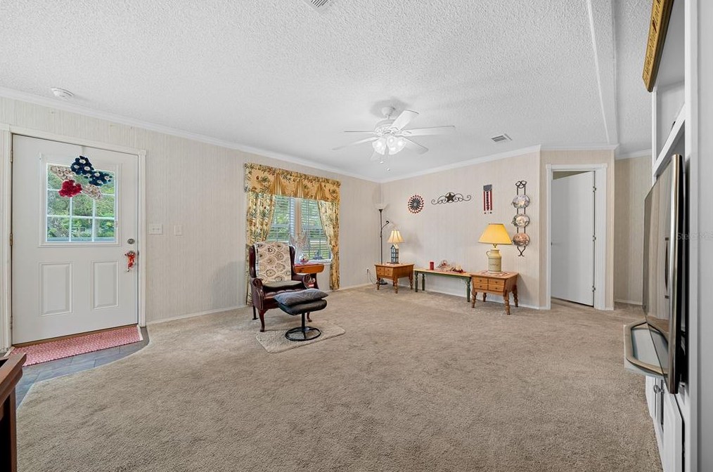 2427 178 Ave, Silver Springs FL  34488-6159 exterior