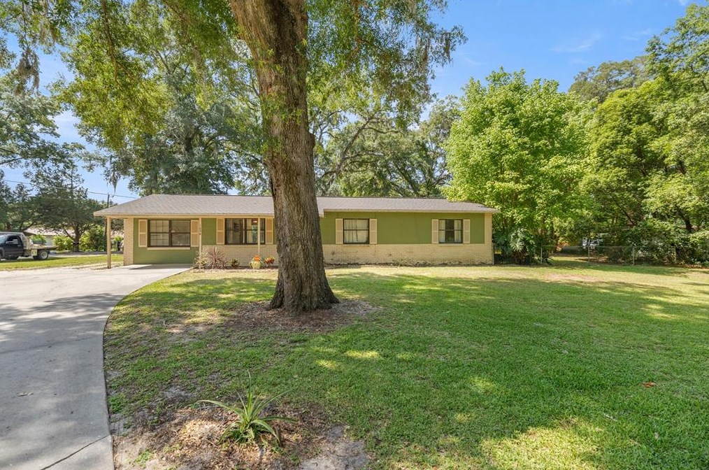 1694 35th St, Ocala, FL 34479-2885