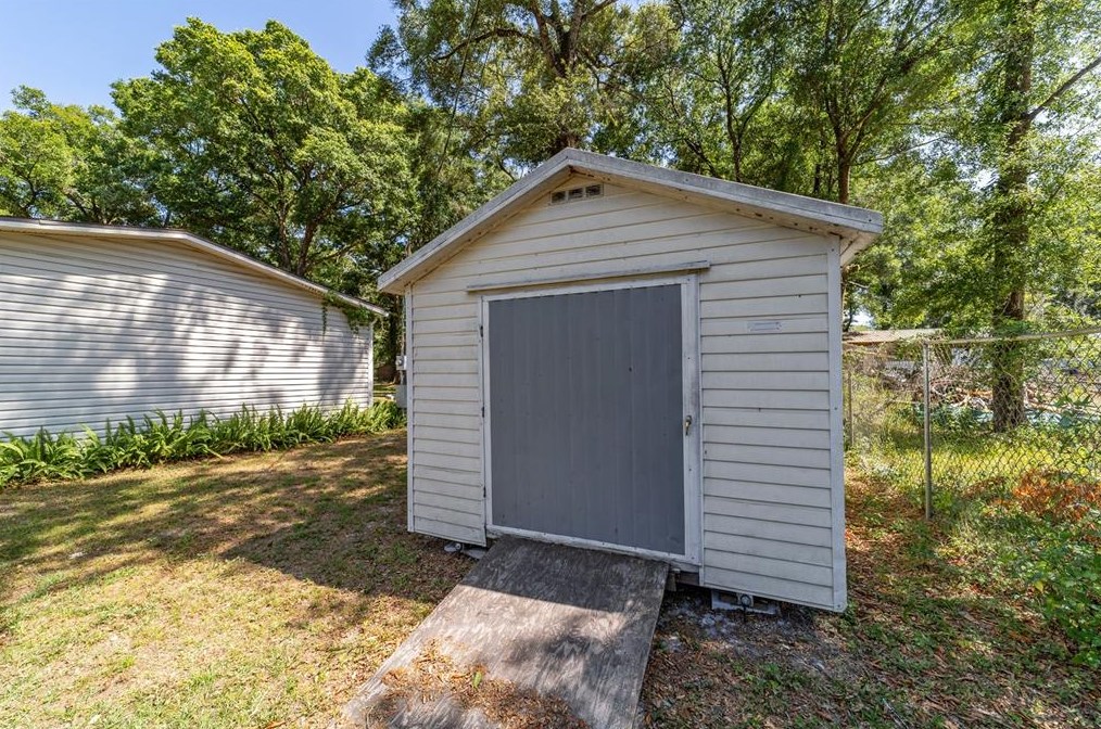 10790 151 Pl, Dunnellon FL 34432-6753 exterior