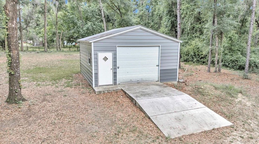 12570 Florida Ave, Floral City FL  34436-4401 exterior