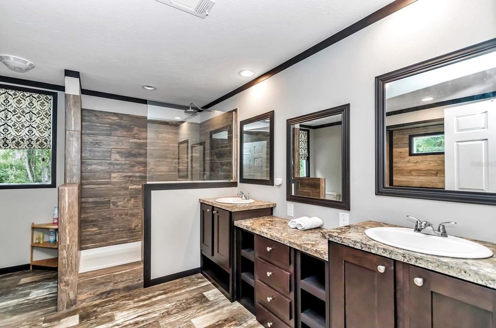 12570 Florida Ave, Floral City FL  34436-4401 exterior