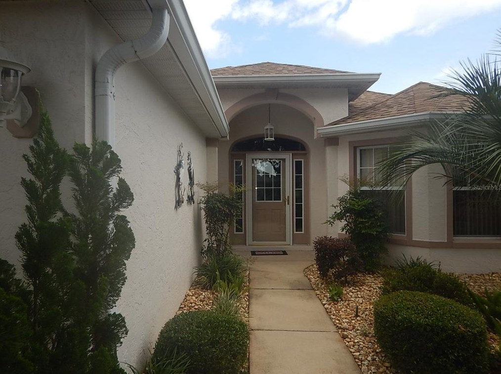 9015 96th Ter, Ocala, FL 34481-5529