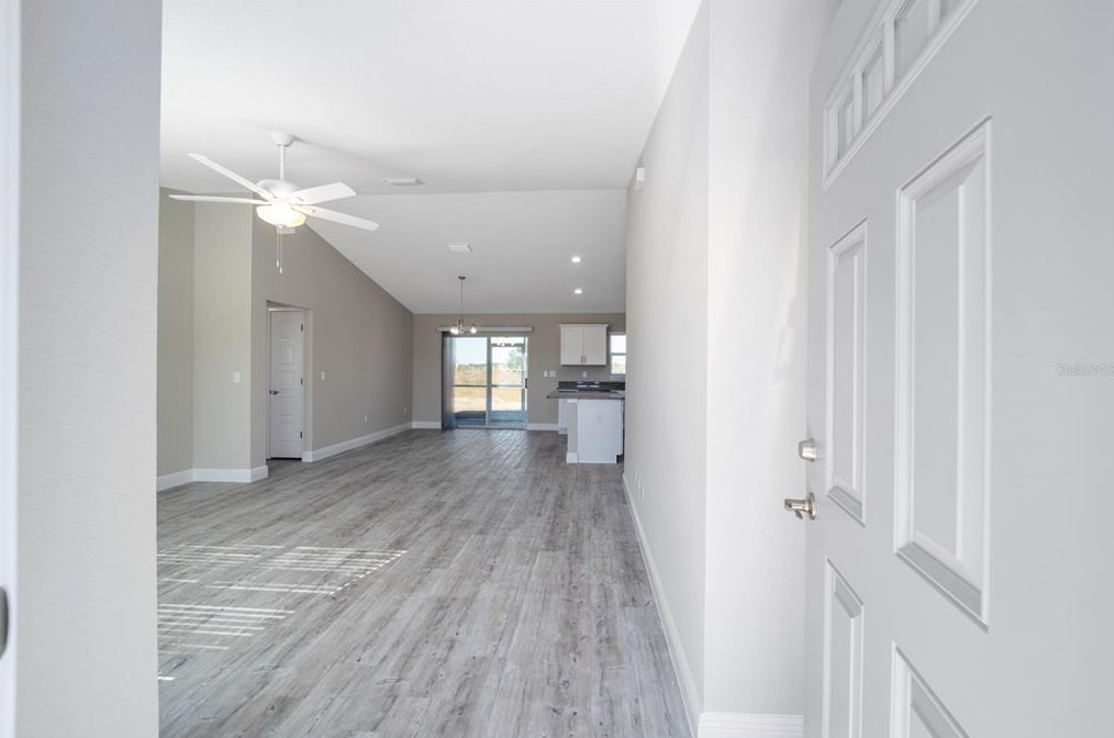 15 Hemlock Circle Way, Ocala, FL 34472-9493