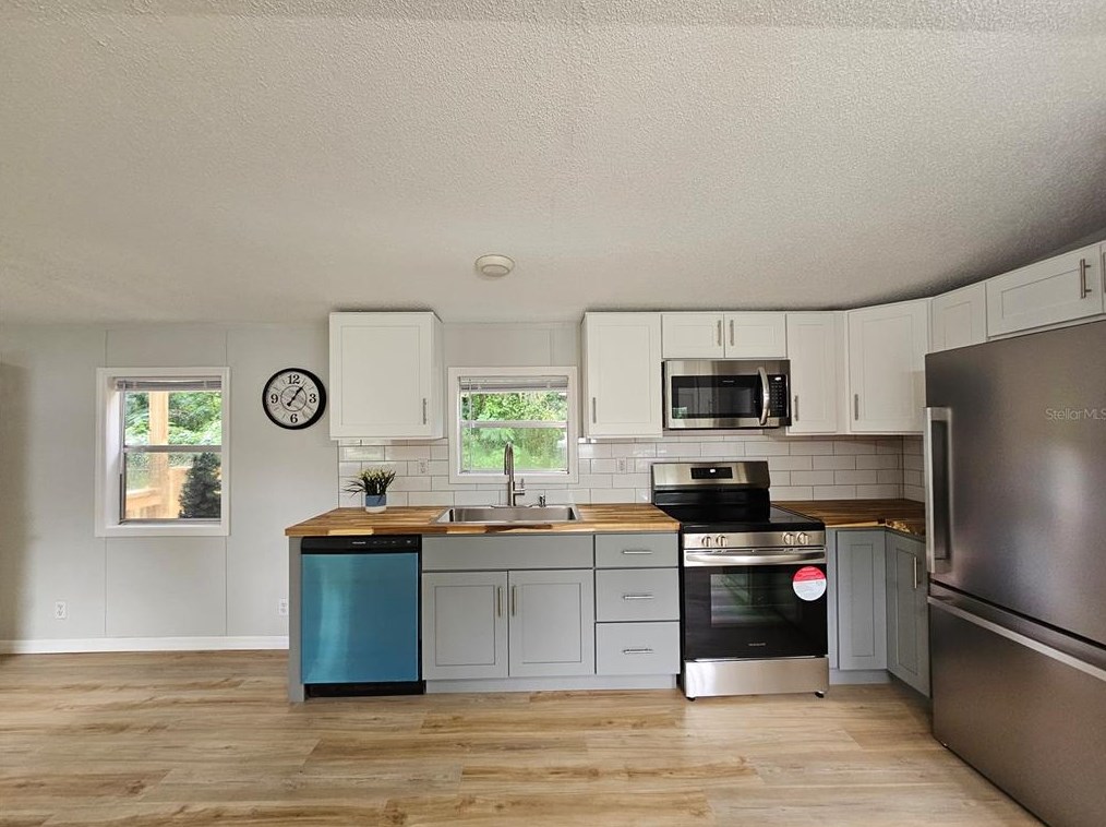 3404 131 Pl, Belleview FL  34420-5656 exterior