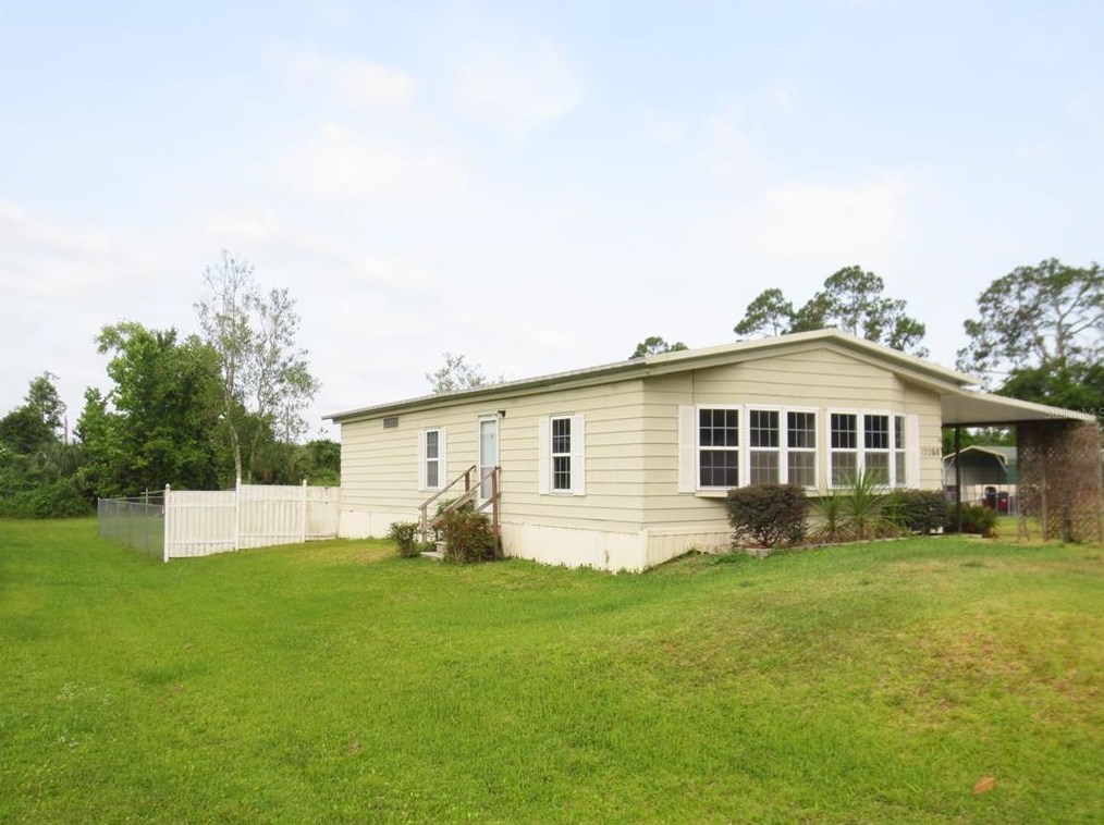 17360 24th Lane Rd, Silver Springs, FL 34488-6016