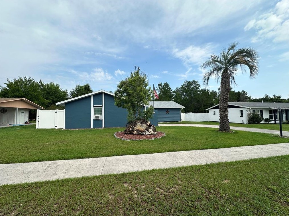 14256 43rd Court Rd, Ocala, FL 34473-2102