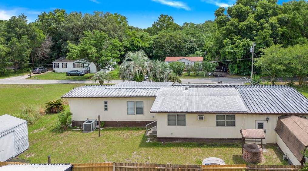 10901 128 St, Belleview FL  34420-6949 exterior