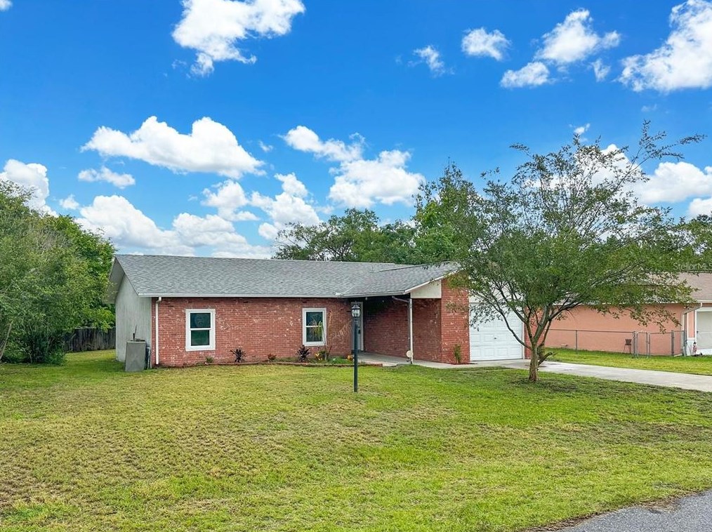 34 Oak Loop, Ocala, FL 34472