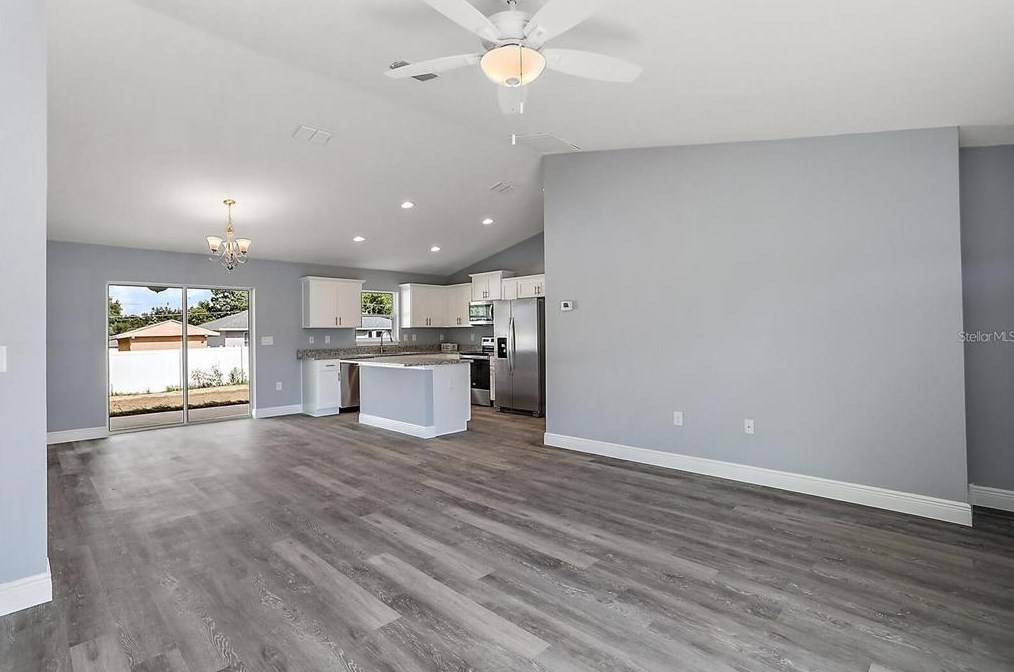 15 Redwood Track Trce, Ocala, FL 34472-6179