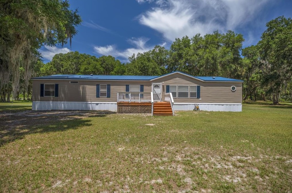 169 Northeast 190th Street, Citra, FL 32113