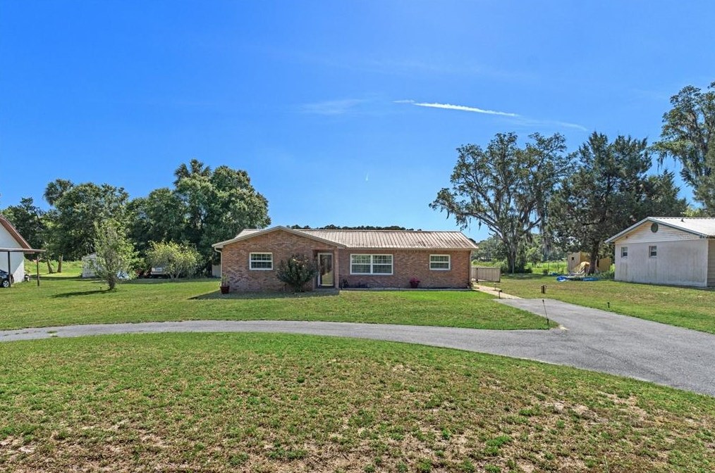 49 S Poinsettia Terrace, Crystal River, FL 34429