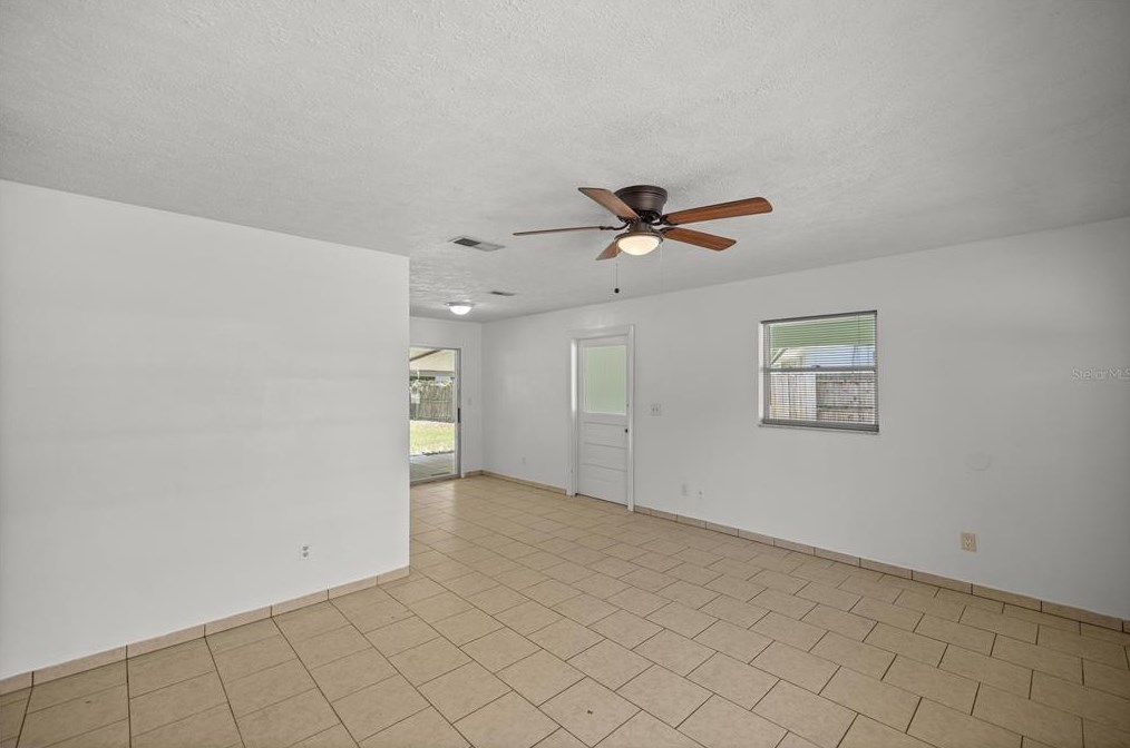 3721 14th Ave, Ocala FL  34479-2411 exterior