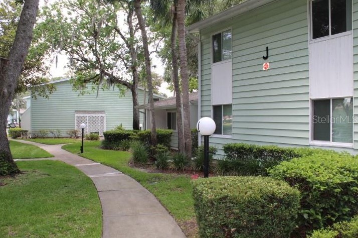 463 Midway Dr, Ocala, FL 34472-2216