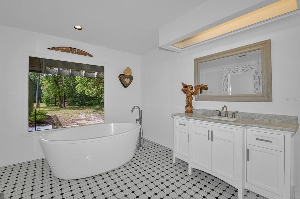 10 Byrsonima, Homosassa FL 34446-4600 exterior