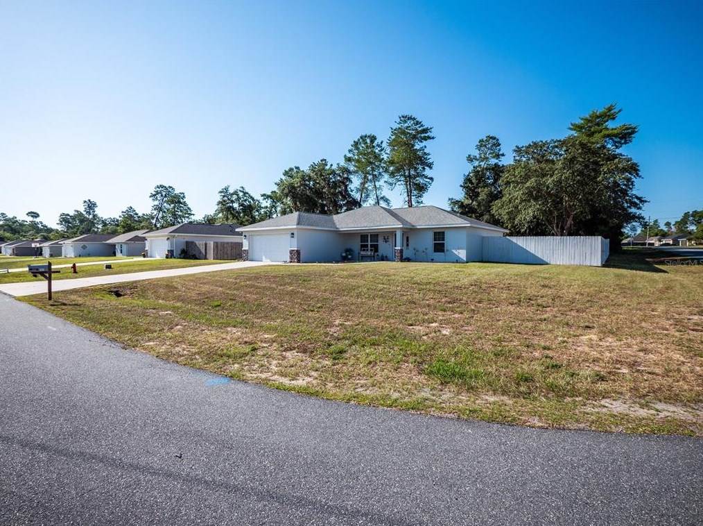 3216 127th St, Ocala, FL 34473-8190