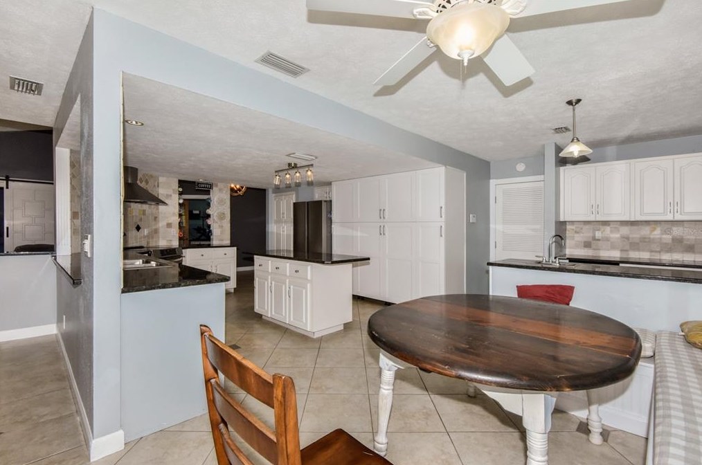 268 Shorewood Dr, Dunnellon FL 34431-3731 exterior