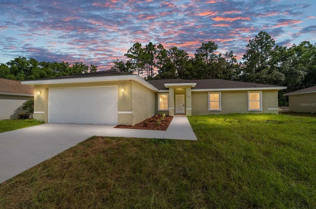 109 W Camino Ln, Dunnellon, FL 34434