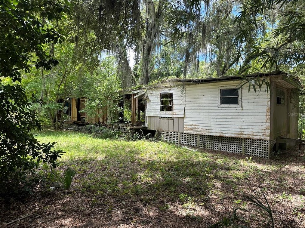 9735 Se 190 Ave, Ocklawaha, FL 32179