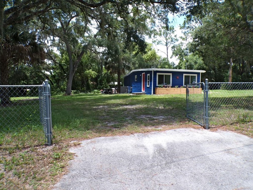 17335 Se 65 Ln, Ocklawaha, FL 32179
