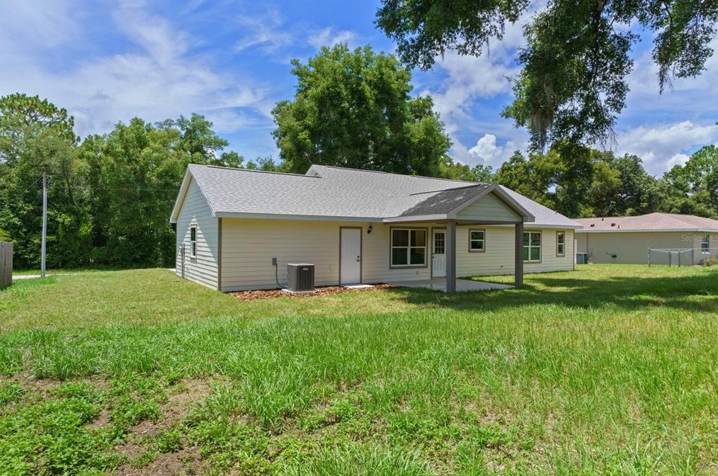 8595 N Golfview Dr, Dunnellon, FL 34434