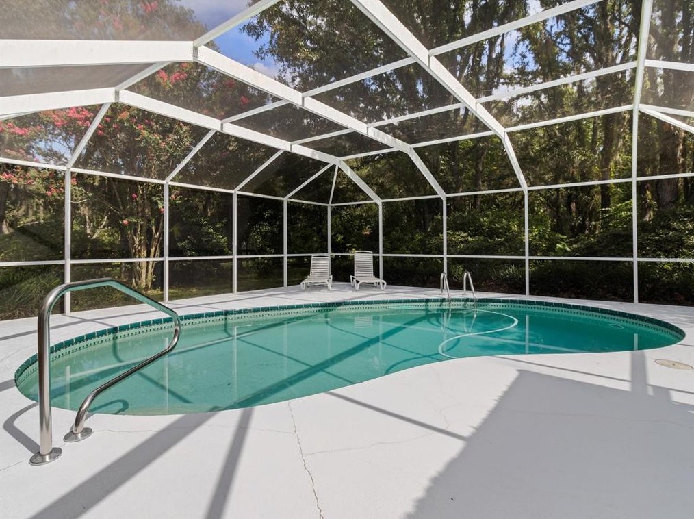 129 W National St, Hernando, FL 34442