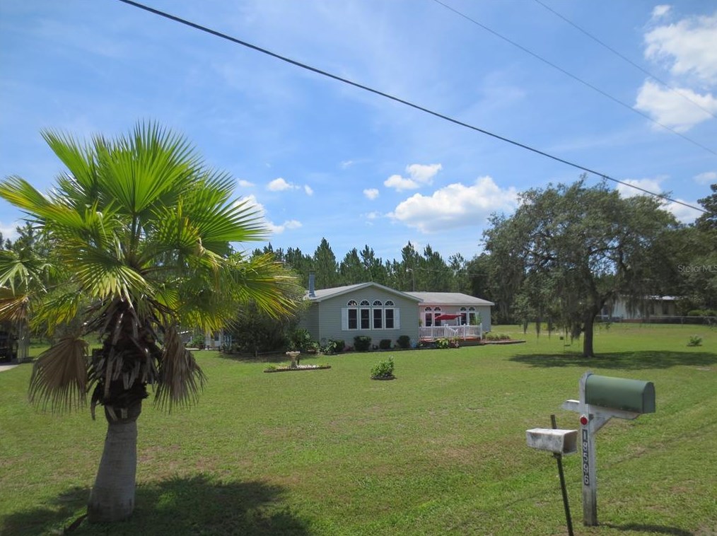 18596 Se 55th Pl, Ocklawaha, FL 32179