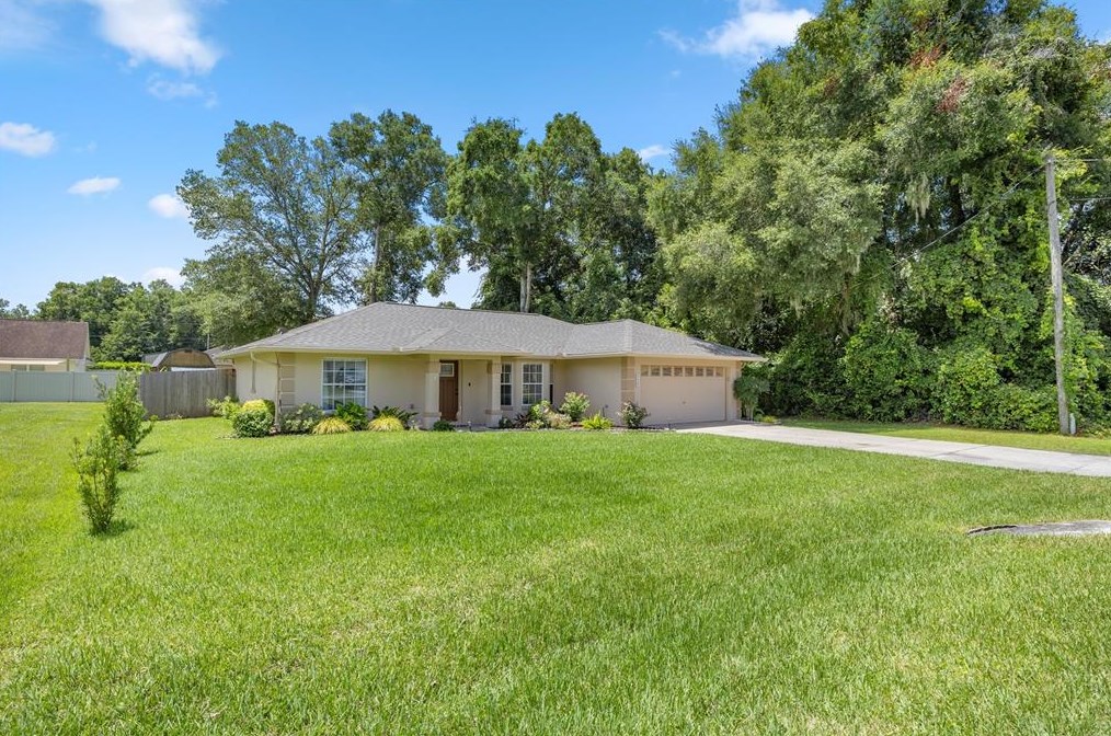 8426 Se 156th St, Summerfield, FL 34491