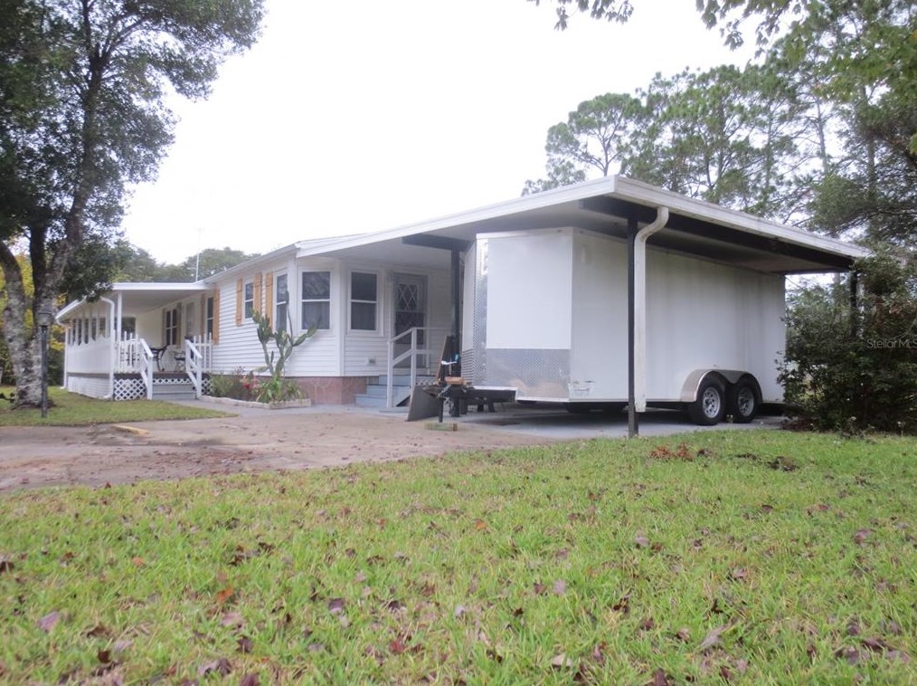 18675 Se 55th Pl, Ocklawaha, FL 32179
