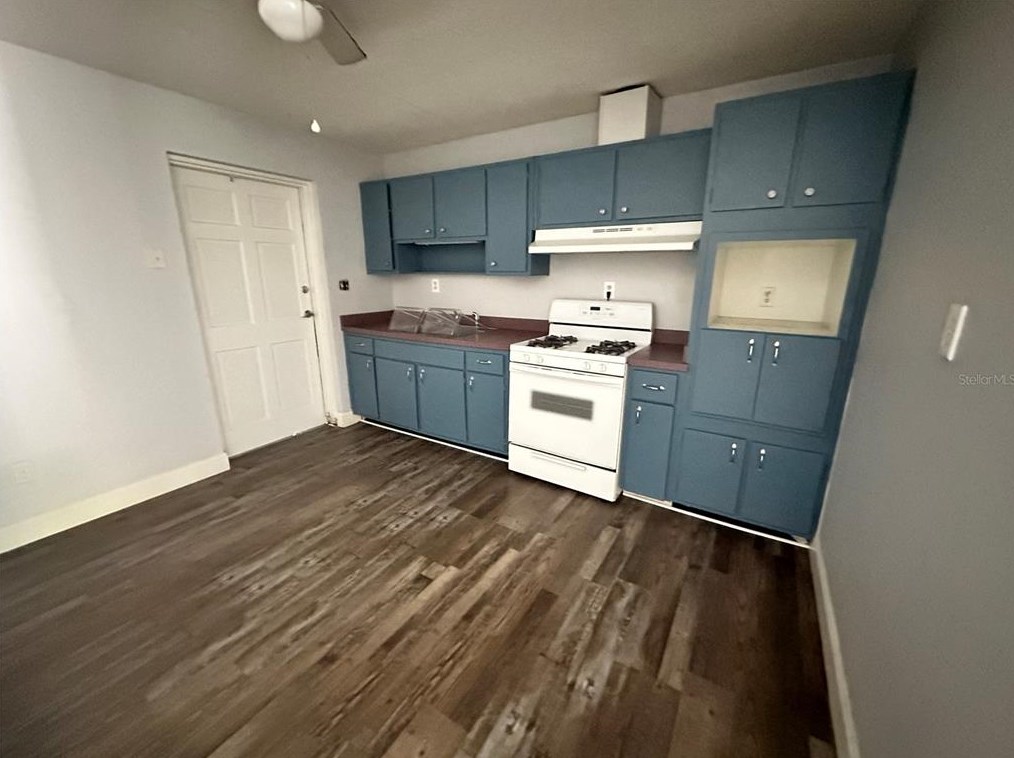 2014 Ne 3rd St, Ocala, FL 34470