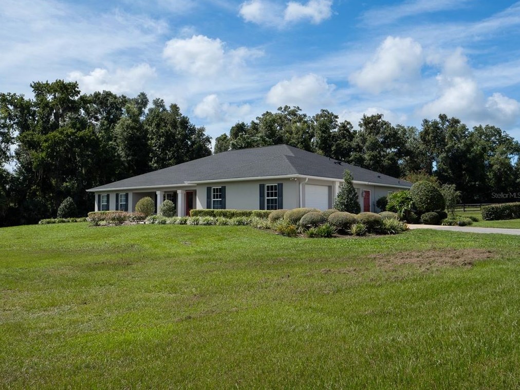 4900 Nw 120th St, Flemington, FL 32686