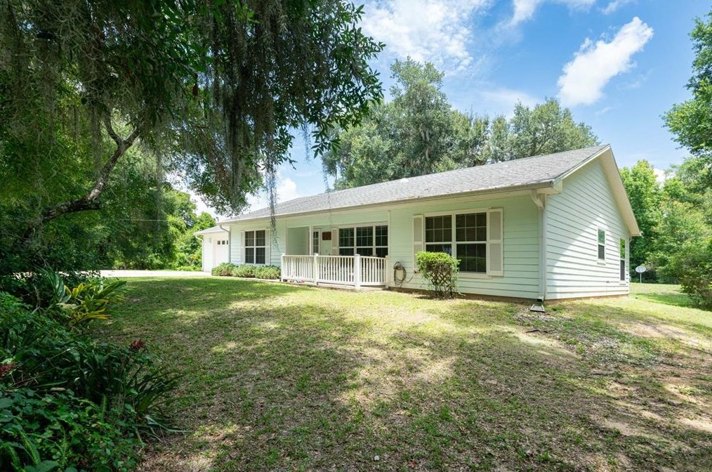 6105 N Bayfront Dr, Hernando, FL 34442