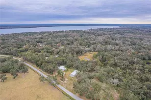 3693 Co Rd 400, Lake Panasoffkee, FL 33538 - Photo 48