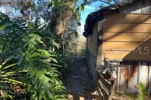 18607 SE 50th St, Ocklawaha, FL 32179 - Photo 6