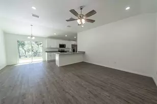 16450 SE 57th Pl, Ocklawaha, FL 32179 - Photo 4