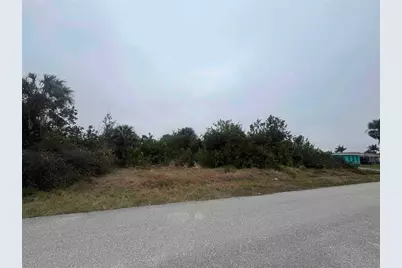 657 Cape Terrace NW, Port Charlotte, FL 33952 - Photo 8