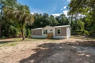1143 SE 159th Ct, Silver Springs, FL 34488 - Photo 2