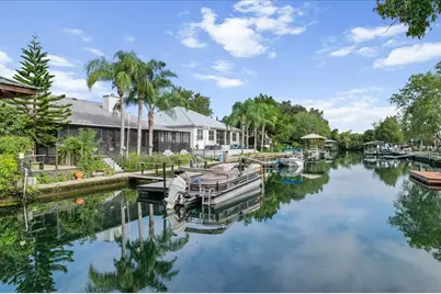 1107 SE 4th Avenue, Crystal River, FL 34429 - Photo 10