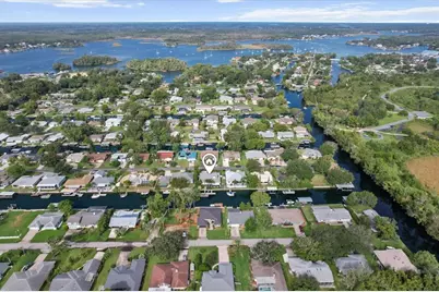 1107 SE 4th Avenue, Crystal River, FL 34429 - Photo 2