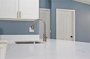 12051 NW 7th Pl, Ocala, FL 34482 - Photo 8