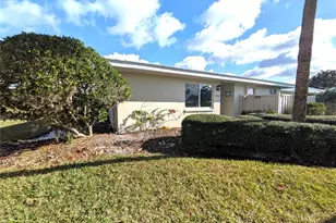 11576 W Kingfisher Ct, Crystal River, FL 34429 - Photo 2