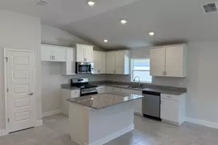 2150 NW 23rd Loop, Ocala, FL 34475 - Photo 2