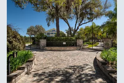 9605 S Magnolia Avenue, Ocala, FL 34476 - Photo 2