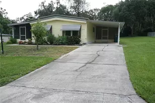 326 Ivanhoe Cir, Lady Lake, FL 32159 - Photo 1