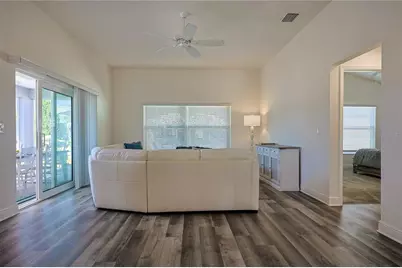 7014 Elaine Court, The Villages, FL 34762 - Photo 14