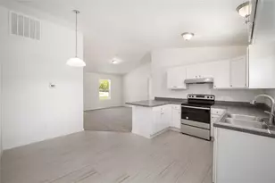 24146 NW Foxglove Ln, Dunnellon, FL 34431 - Photo 10