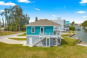 6771 Seaview Blvd, Hudson, FL 34667 - Photo 4