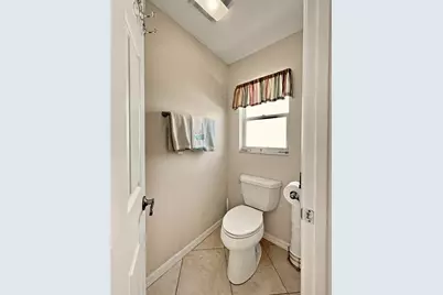 867 Castleberry Circle, The Villages, FL 32162 - Photo 20